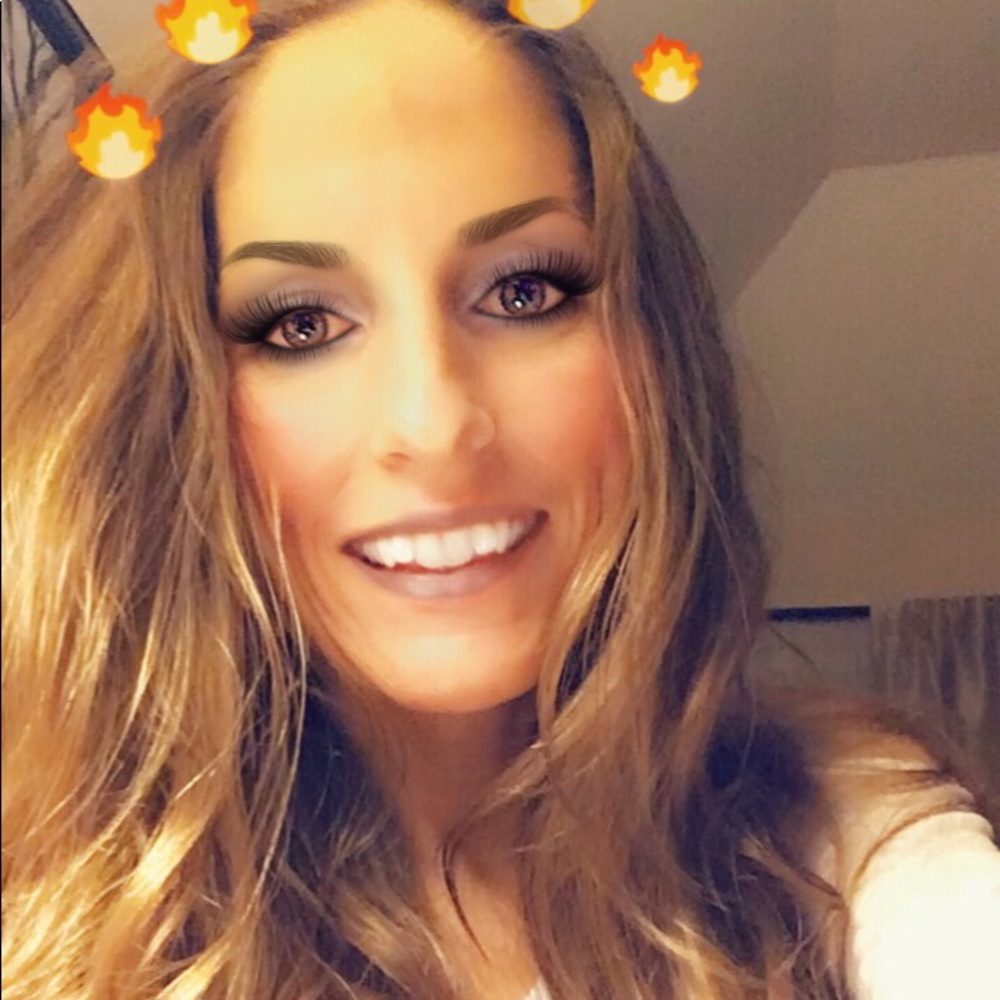 Sending you much love & of goodies from my closet